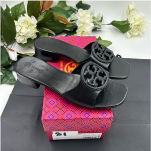 Tory Burch - Sandals